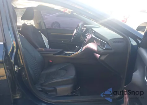 2019 Toyota Camry Se z USA, uszkodzony, nr VIN 4T1B11HK4KU802799